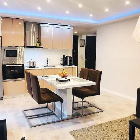 Appartement Aj Peraía